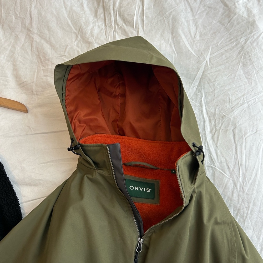 Orvis Olive Green Rain Jacket w/ Hood - Picture 4 of 5